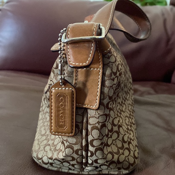 Vintage Coach Signature shoulder bag - Picture 5 of 8